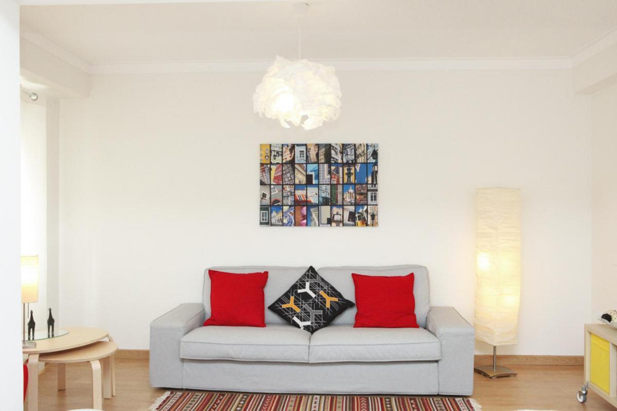 Family Central Apartment In Sao Pedro Do Estoril Экстерьер фото